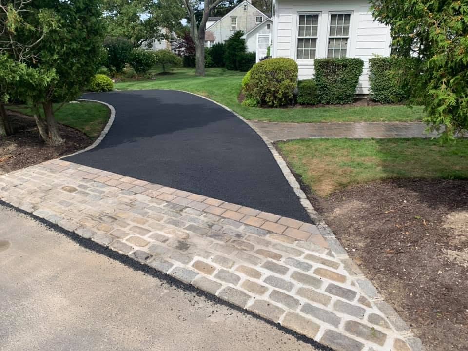 Blacktop Driveway Installation in Suffolk County, NY